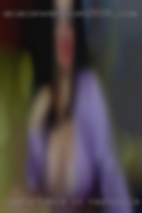 Comfortable in khakis and jeans Nashville, Tennessee women. Comfortable in khakis and jeans Nashville, Tennessee women.